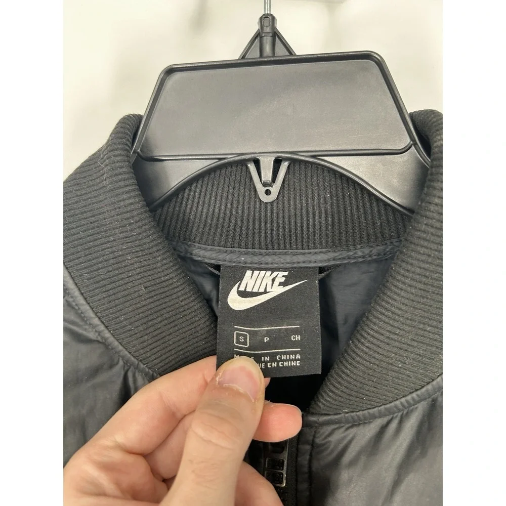 Nike Down Fill Windrunner Puffer Bomber Jacket CU4402-010 Black Mens‎ Small